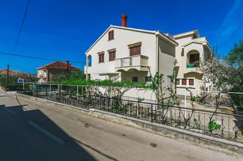 Apartments Branko Zadar