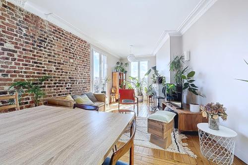 Bright apartment in Mouzaïa Paris 19th arrondissement