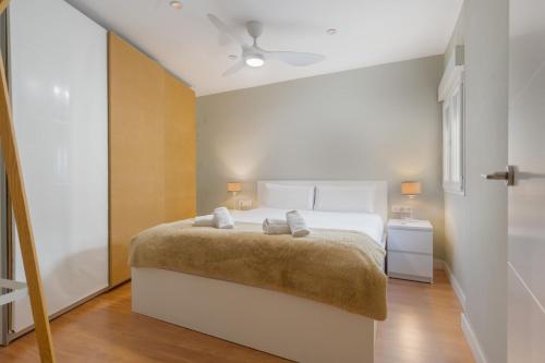 Apartment with views -Santa Isabel Square- 2Bd1Bth