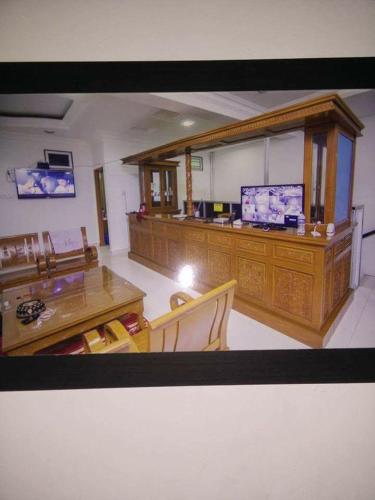 Μια τηλεόραση ή/και κέντρο ψυχαγωγίας στο Hotel Nusantara