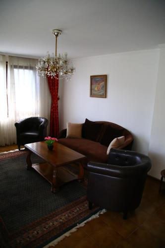 Posezení v ubytování Mountain View ECOVILLA