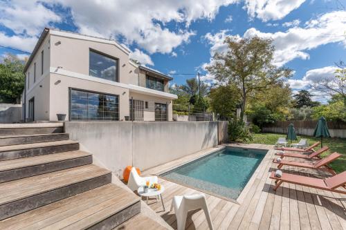 Albaé - Climatisé - Piscine - Parking - Provence