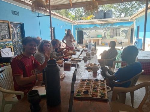 Gasten van First Point Arusha Hostel