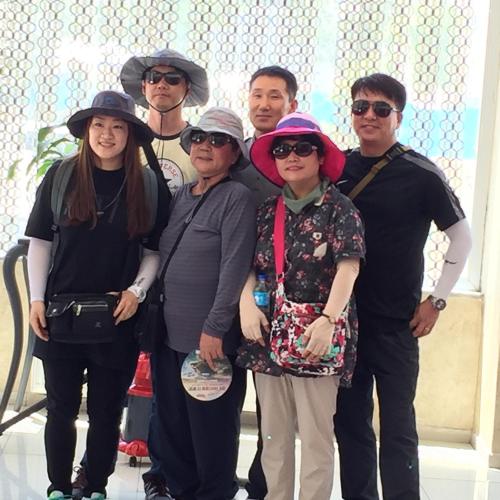 a group of people posing for a picture at Hotel Dosco in Van