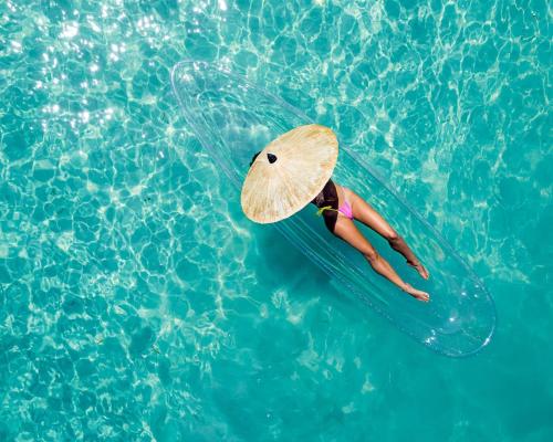 Επισκέπτες που μένουν στο Vacay Suite Private Beach Access Gated Parking