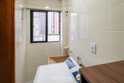 Ένα μπάνιο στο Apto c/ Churrasqueira a 350m da Praia ILH0503