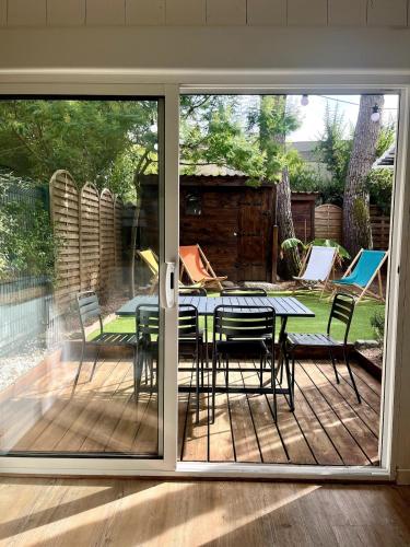 Foto Maison Cosy proche Bordeaux, jardin, parking