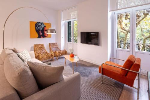 Simone by San Sebastian Stays