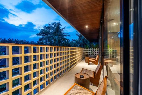 Μπαλκόνι ή βεράντα στο Jungle Vista Hotel Ubud Bali