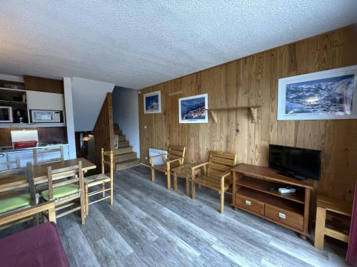 Appartement éco 2 pièces, balcon sud, animaux admis, 6 pers. - FR-1-452-206