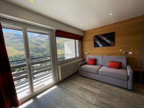 Studio rénové pour 4, ski aux pieds, La Croisette, Les Menuires - FR-1-452-230
