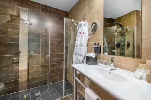 Salle de bains dans l'établissement Exe Doña Carlota