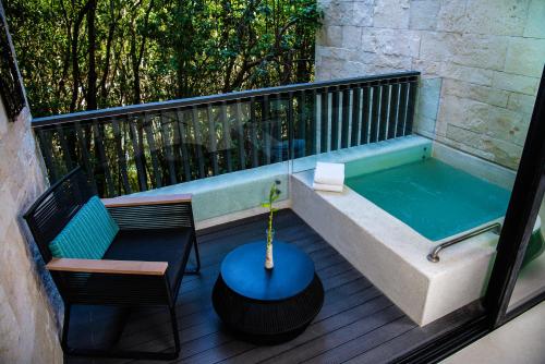 Πισίνα στο ή κοντά στο Devossion By Live Aqua Playa del Carmen All Inclusive - Adults Only