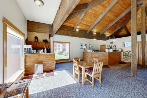 Η κουζίνα ή μικρή κουζίνα στο Ski Inn