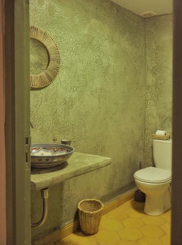 Un baño de Imswell surf camp