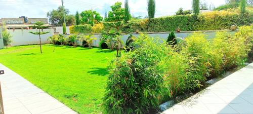 Afbeelding uit fotogalerij van Osiligi White Resort in Kitengela 