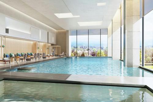 Πισίνα στο ή κοντά στο Suzhou Marriott Hotel Yangcheng Lake