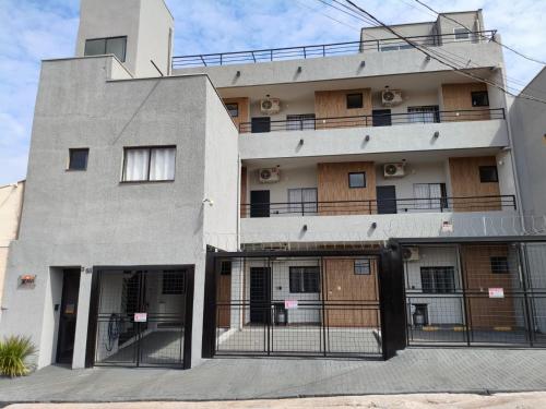an external view of a building at Xavi Studio in Bauru