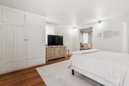 ユーリカにあるCharming Victorian Apartmentのギャラリーの写真