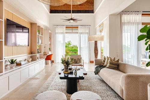 Casa Cielo 3 BR Penthouse with Views