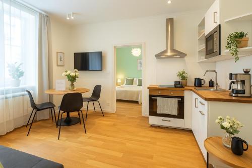 HOMELY I Central 38m2 APT I ELEVATOR I Self Check-In