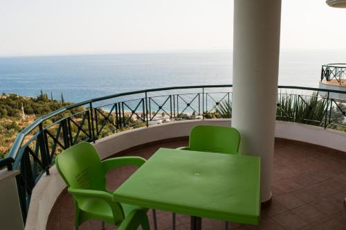 Gallery image of Sunshine Guesthouse Dhermi in Dhërmi