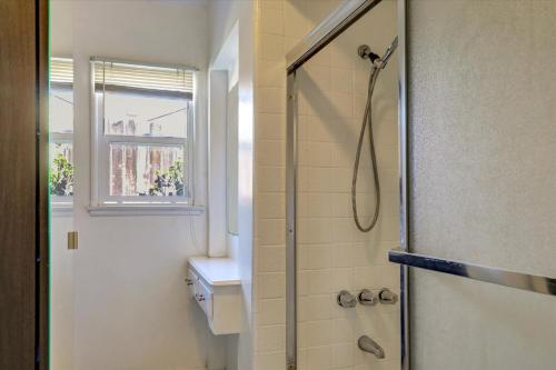 a bathroom with a shower and a sink at Entire House,Convinient location in Los Angeles , near Universal, Hollywood, Pets Friendly, Free WIFI in Sherman Oaks Community Hospital Heliport