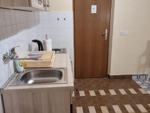 Apartments eljka - Studio Apartment with Terrace with Sea View 5