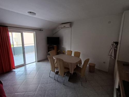 Apartment Kureli - Two Bedroom Apartment with Terrace