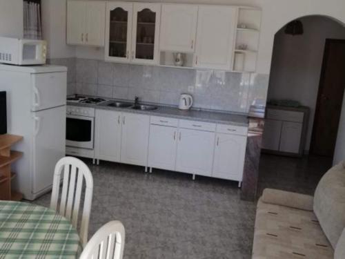 Apartments Milakovic-Kanica - One Bedroom Apartment with Sea View and Terrace