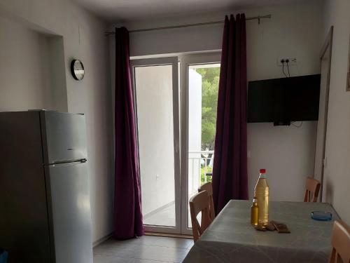 Beach House uljana - Two Bedroom Apartment with Terrace 3
