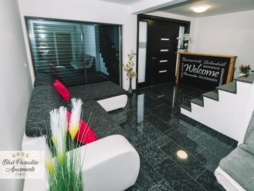 Bled Prestigious and Stylish Apartments - Classic Studio Apartment with Terrace