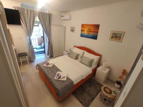 Room Porat 2 with Private Terrace - DB with Private Terrace