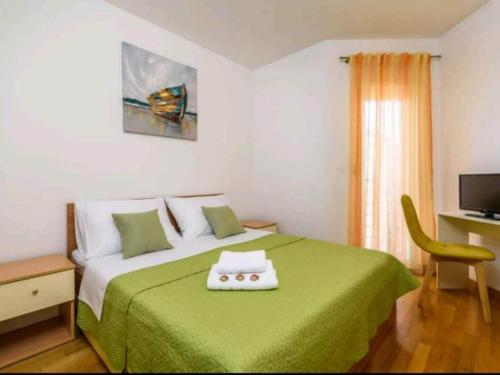 Apartment Antonia Trogir - Two-Bedroom Apartment With Sea View