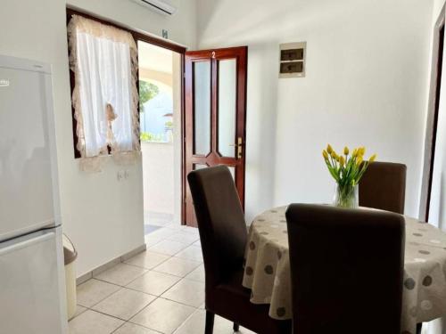 One Bedroom Apartment with Balcony 2
