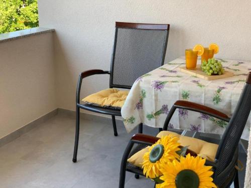 One Bedroom Apartment with Balcony 1
