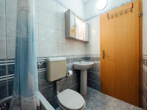 Apartments Pezo - Studio apartment with Terrace Tina 4