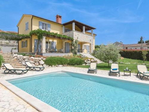 Villa in Sveti Lovre with swimming pool