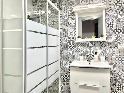 Apartment in Torremolinos near Beach