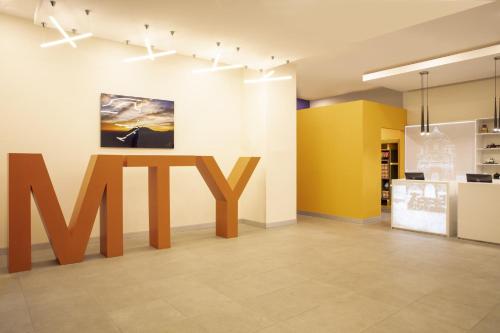 Η κουζίνα ή μικρή κουζίνα στο Fiesta Inn Express Monterrey Centro