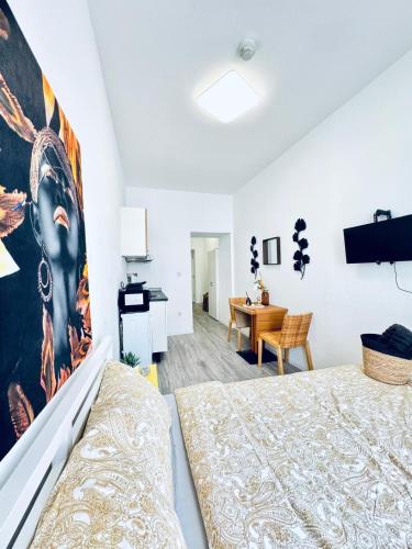 Vienna City Studio near Tram & Metro