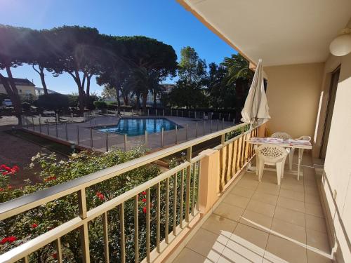 Appartement 2 pièces climatisé avec piscine et animaux acceptés à Sainte-Maxime