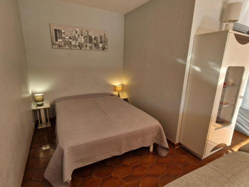 Studio climatisé avec parking, proche centre Sainte-Maxime