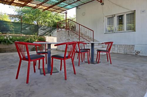 Apartments with parking space Rijeka - 24866
