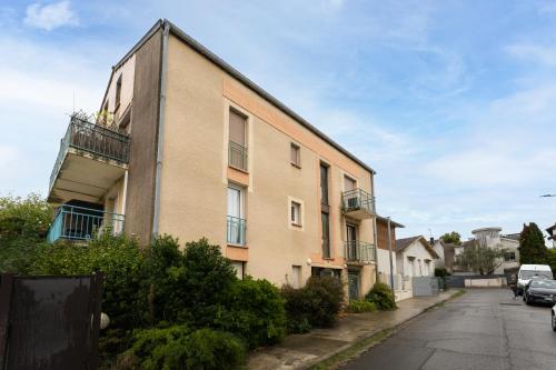 Studio 27m² sur la Côte Pavée avec parking privé