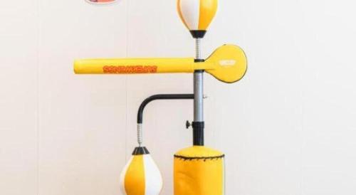 a yellowanding utensil at SUN Yat-sen university Hotel and Conference Centre in Guangzhou