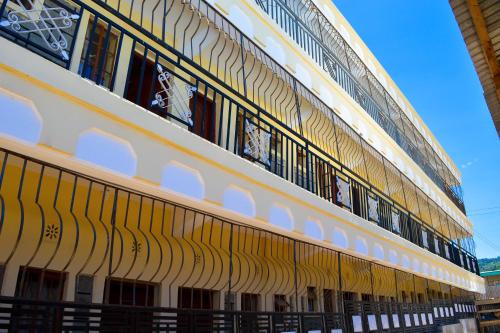 Balkonas arba terasa apgyvendinimo įstaigoje Saboti Hotel