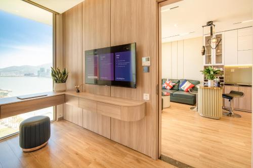 Gallery image of Apartment 1BedRoom with Han River and City View in Da Nang