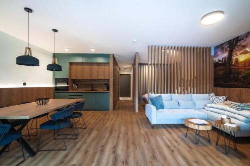 Posezení v ubytování Gora Luxury Apartments