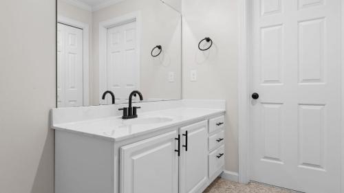 Gambar di galeri bagi Shoreway Cove by AvantStay Waterfront Pool Dock di Huntersville